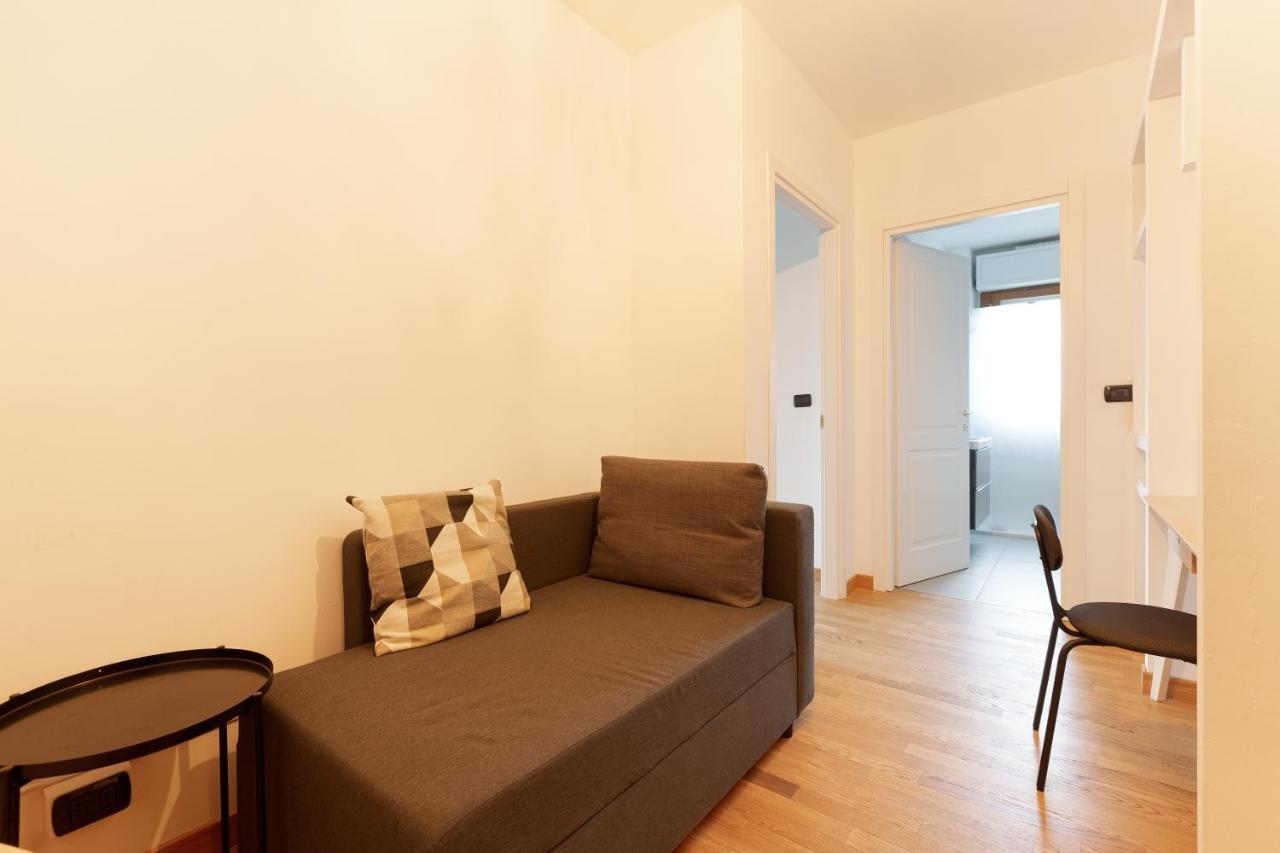 Milan Comfy Apartment X3 - With Balcony Екстер'єр фото