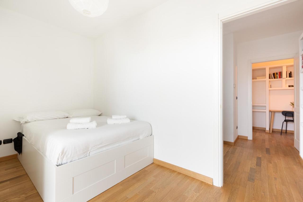 Milan Comfy Apartment X3 - With Balcony Екстер'єр фото