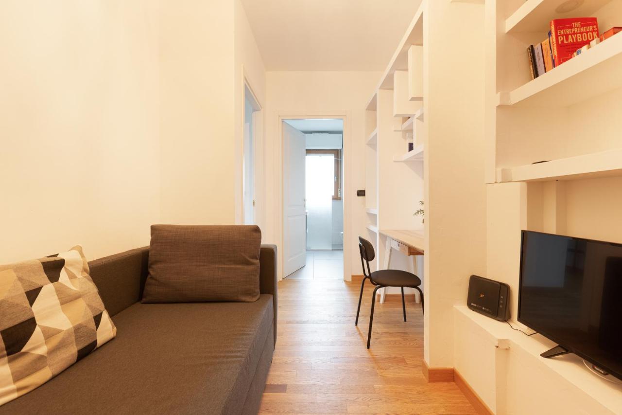 Milan Comfy Apartment X3 - With Balcony Екстер'єр фото
